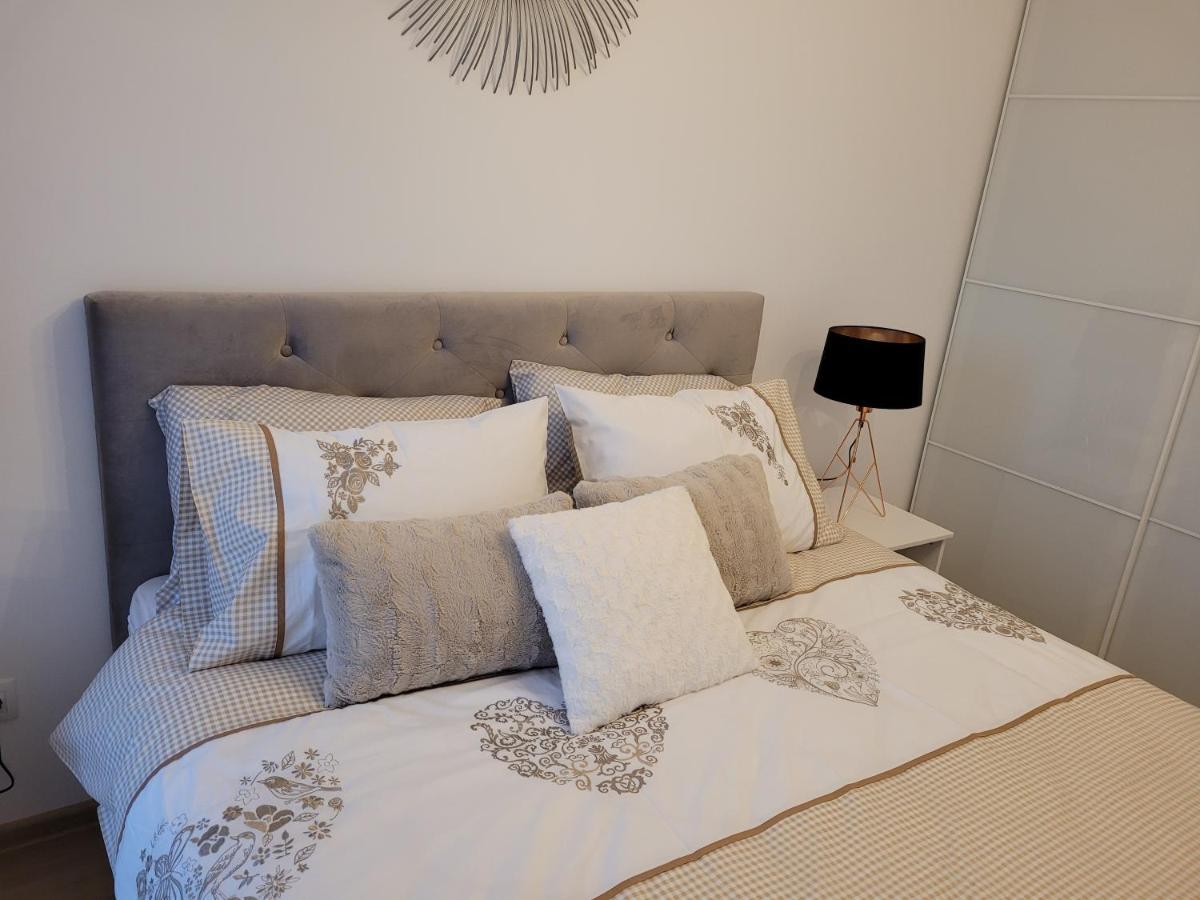 4Qualis Apartman Brassó Kültér fotó